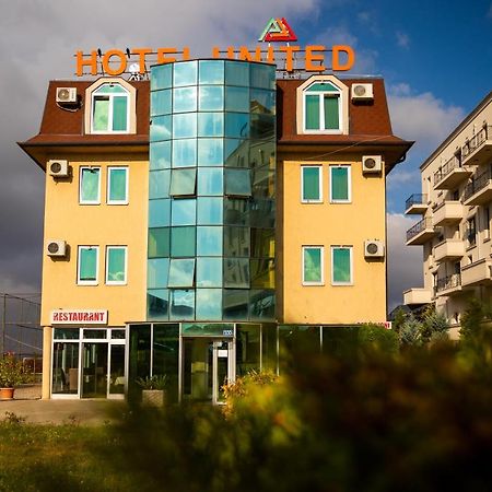 Hotel United 프리슈티나 외부 사진